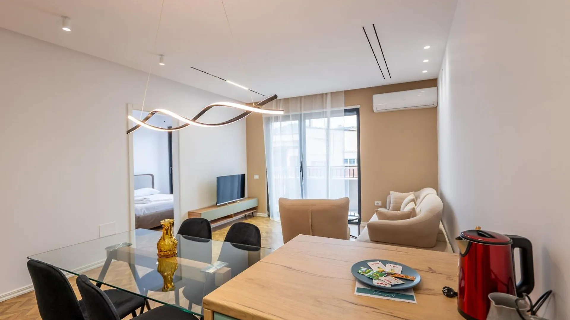 Apartment Tirent Apartment-Modern Bedrooms Stay Near Liqeni I Thate Tirana