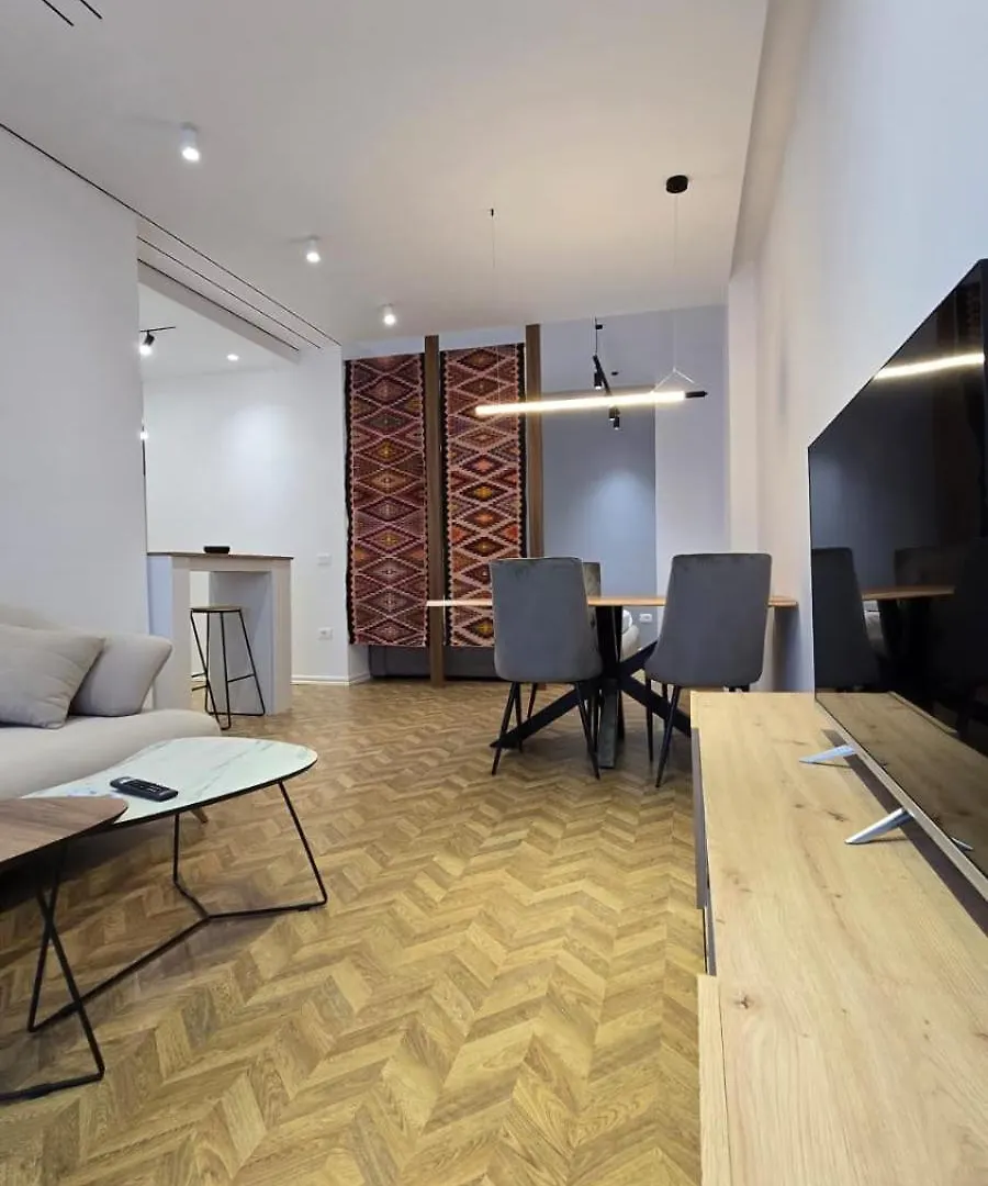 Tirent Apartment-Modern Bedrooms Stay Near Liqeni I Thate Tirana 0*,