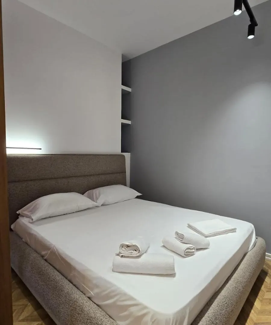 Apartment Tirent Apartment-Modern Bedrooms Stay Near Liqeni I Thate Tirana